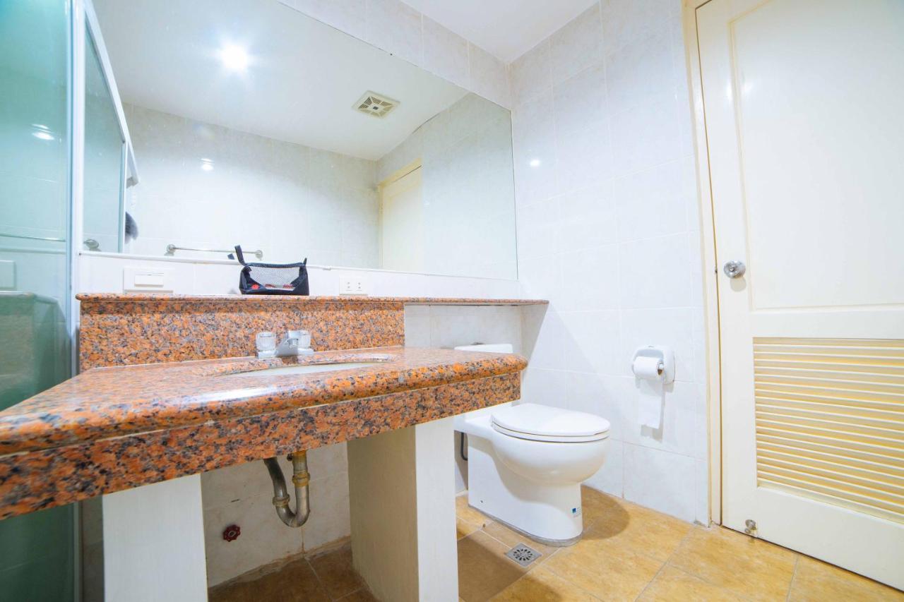 Reddoorz Premium @ Korea Town Angeles City Экстерьер фото